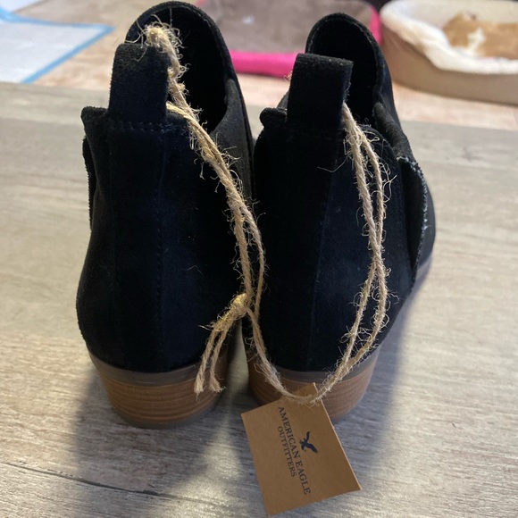 AEO Micro Booties - Picture 3 of 16